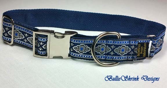 Martingale-Clasp-Blue-Silver-Medallion